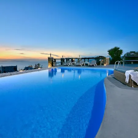 Rubini * Mykonos Town